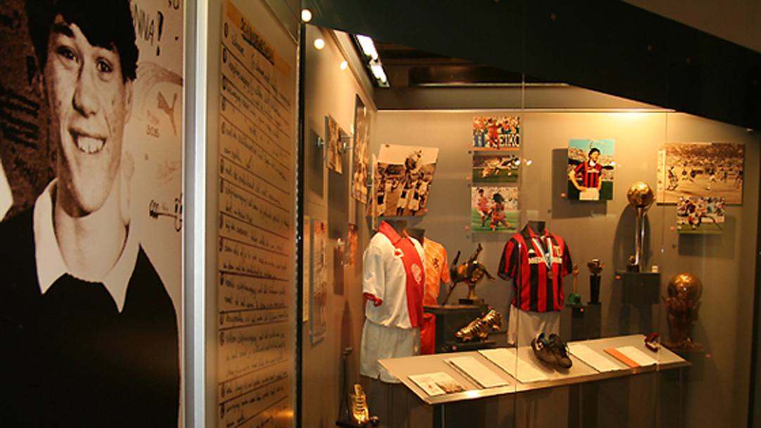 La sezione dedicata a Van Basten nel museo Ajax all&#39;Amsterdam Arena.